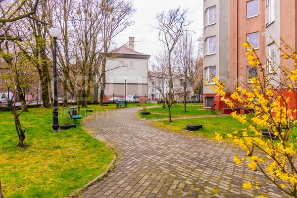 Продам двухкомнатную (2-комн.) квартиру, Киевская ул, 67 , Калининград г