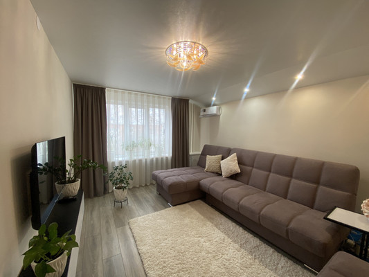 Продам трехкомнатную (3-комн.) квартиру, 1 Мая ул, 2, Воткинск г