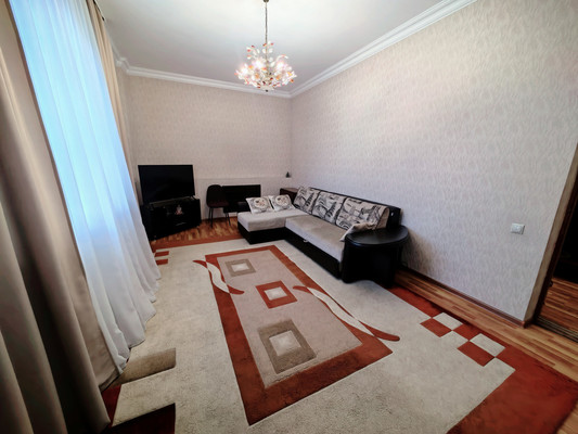 Продам трехкомнатную (3-комн.) квартиру, Ахохова ул, 151, Нальчик г