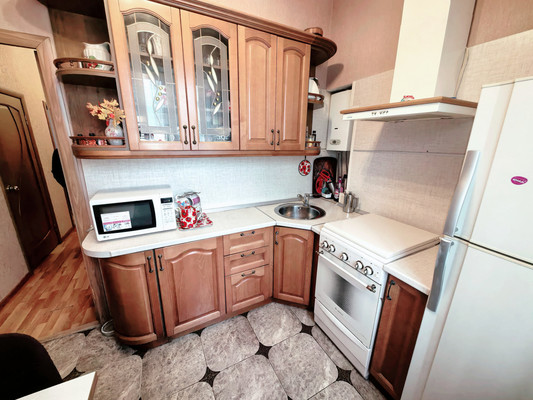 Продам трехкомнатную (3-комн.) квартиру, Ахохова ул, 151, Нальчик г