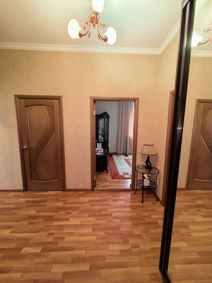 Продам трехкомнатную (3-комн.) квартиру, Ахохова ул, 151, Нальчик г