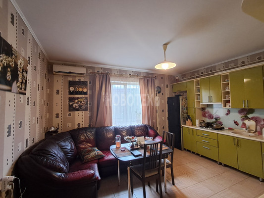 Продам дом, Строителей ул, 8а, Горячий Ключ г, 0 км от города