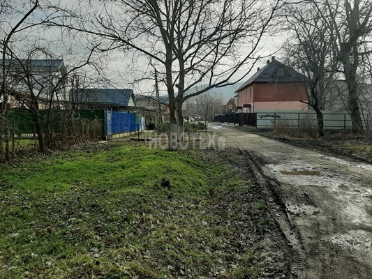 Продам участок 8,5 соток, Октябрьская ул, 50, Горячий Ключ г, 0 км от города