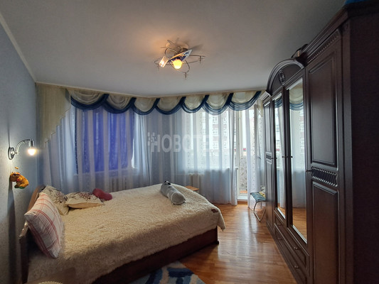 Продам двухкомнатную (2-комн.) квартиру, Ленина ул, 232г, Горячий Ключ г