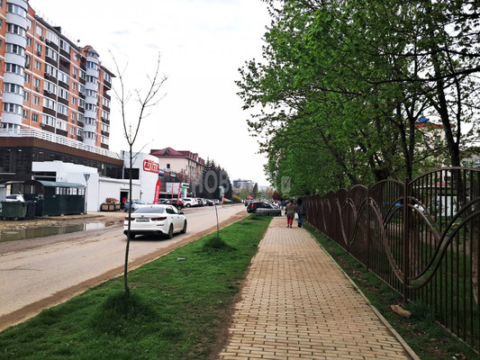 Продам двухкомнатную (2-комн.) квартиру, Ленина ул, 232г, Горячий Ключ г