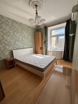 Продам двухкомнатную (2-комн.) квартиру, Госпитальный Вал ул, 5к18, Москва г