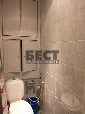Продам однокомнатную (1-комн.) квартиру, Лавочкина ул, 50к2, Москва г