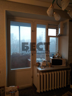 Продам однокомнатную (1-комн.) квартиру, Лавочкина ул, 50к2, Москва г