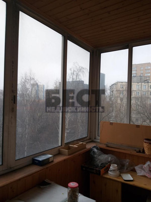 Продам однокомнатную (1-комн.) квартиру, Лавочкина ул, 50к2, Москва г