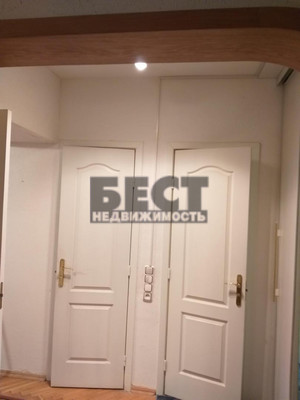 Продам однокомнатную (1-комн.) квартиру, Лавочкина ул, 50к2, Москва г