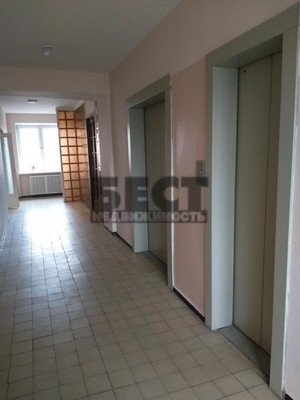 Продам однокомнатную (1-комн.) квартиру, Лавочкина ул, 50к2, Москва г