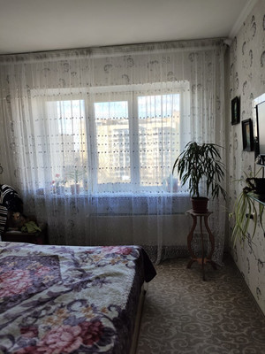 Продам двухкомнатную (2-комн.) квартиру, Уральская ул, 111, Краснодар г