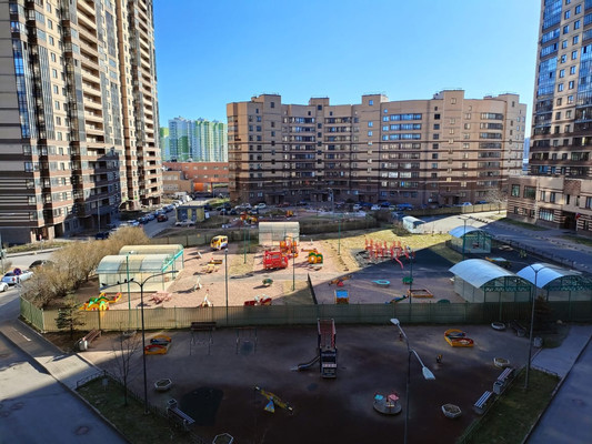 Продам однокомнатную (1-комн.) квартиру, Новая ул, 11к3, Мурино п