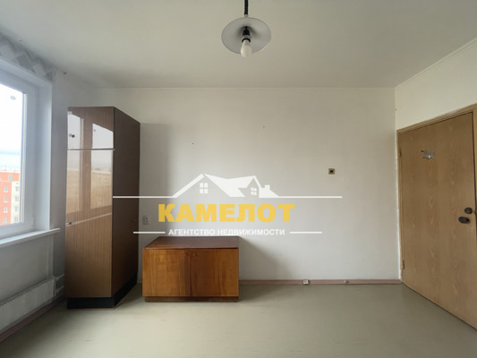 Продам трехкомнатную (3-комн.) квартиру, Сумской проезд, 12к3, Москва г