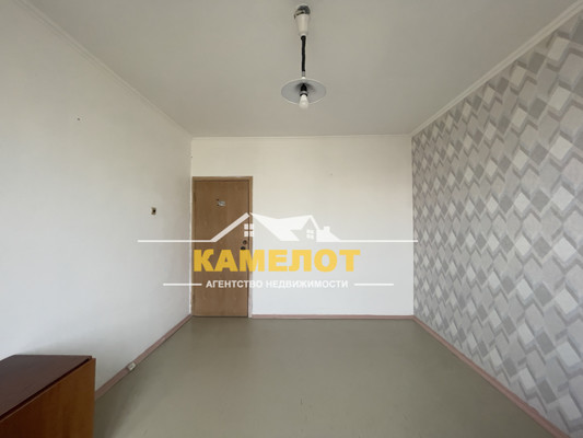 Продам трехкомнатную (3-комн.) квартиру, Сумской проезд, 12к3, Москва г