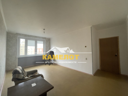 Продам трехкомнатную (3-комн.) квартиру, Сумской проезд, 12к3, Москва г