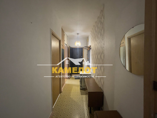 Продам трехкомнатную (3-комн.) квартиру, Сумской проезд, 12к3, Москва г