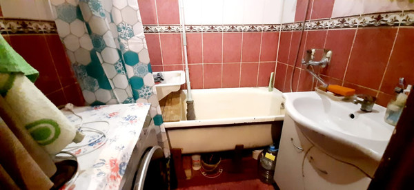 Продам трехкомнатную (3-комн.) квартиру, Владимира Невского ул, 40, Воронеж г