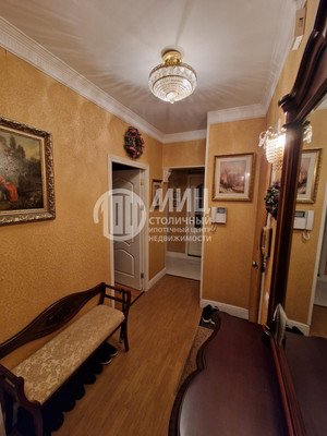 Продам двухкомнатную (2-комн.) квартиру, Борисовский проезд, 38к1, Москва г