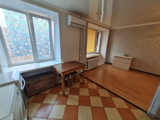 Продам однокомнатную (1-комн.) квартиру, Сидоренко ул, 32, Комсомольск-на-Амуре г