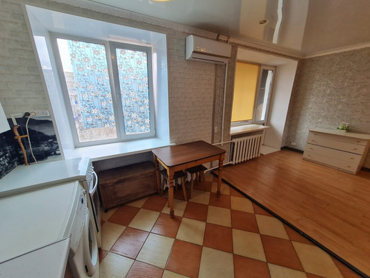 Продам однокомнатную (1-комн.) квартиру, Сидоренко ул, 32, Комсомольск-на-Амуре г