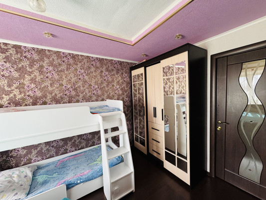 Продам двухкомнатную (2-комн.) квартиру, Героев Хасана ул, 157, Пермь г