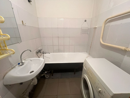 Продам однокомнатную (1-комн.) квартиру, Открытое ш, 24к1, Москва г