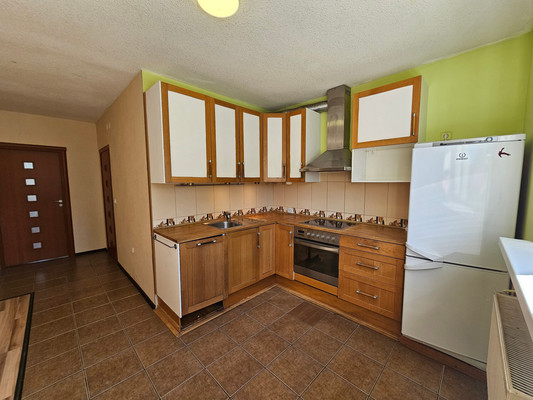 Продам трехкомнатную (3-комн.) квартиру, Дружбы ул, 1, Костомукша г