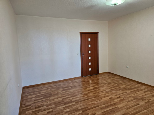Продам трехкомнатную (3-комн.) квартиру, Дружбы ул, 1, Костомукша г