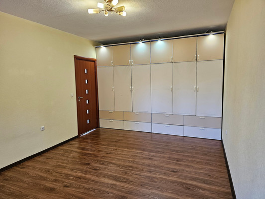 Продам трехкомнатную (3-комн.) квартиру, Дружбы ул, 1, Костомукша г