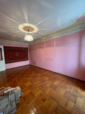 Продам трехкомнатную (3-комн.) квартиру, им. Атарбекова ул, 11, Краснодар г