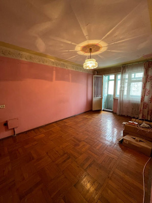 Продам трехкомнатную (3-комн.) квартиру, им. Атарбекова ул, 11, Краснодар г