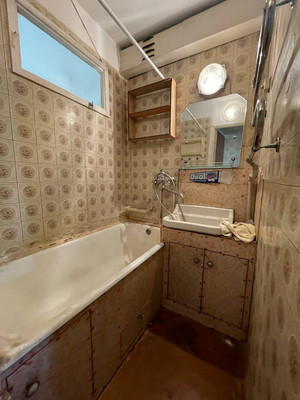 Продам трехкомнатную (3-комн.) квартиру, им. Атарбекова ул, 11, Краснодар г