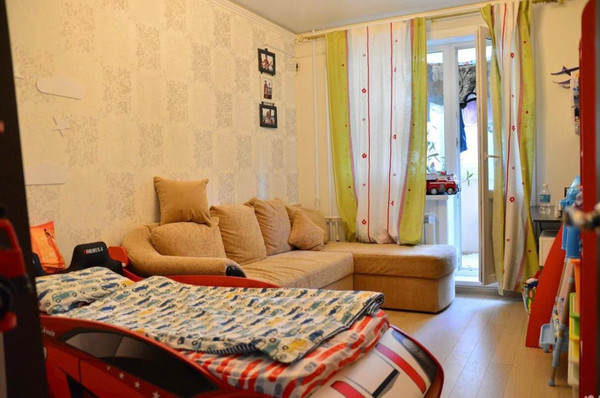 Продам многокомнатную квартиру, Ленинградская ул, 5, Волгодонск г