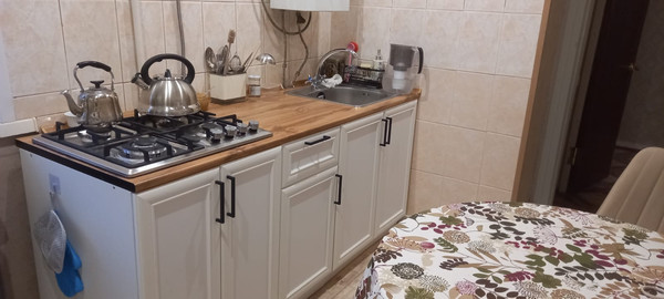 Продам трехкомнатную (3-комн.) квартиру, Дмитровская ул, 23, Базарово д