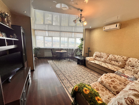 Продам трехкомнатную (3-комн.) квартиру, Тополиный пер, 5, Мысхако с