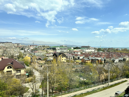 Продам трехкомнатную (3-комн.) квартиру, Тополиный пер, 5, Мысхако с