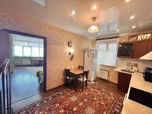 Продам трехкомнатную (3-комн.) квартиру, Тополиный пер, 5, Мысхако с