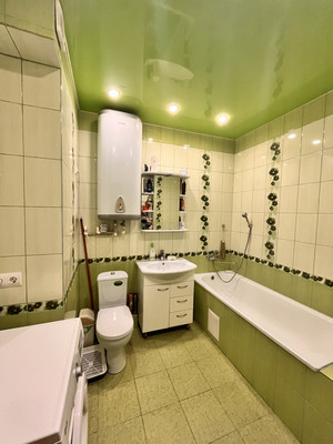 Продам трехкомнатную (3-комн.) квартиру, Тополиный пер, 5, Мысхако с