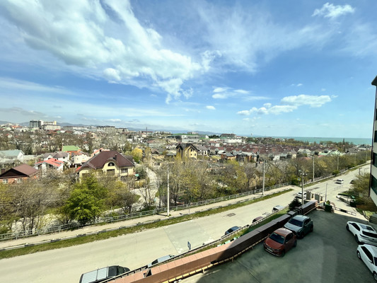 Продам трехкомнатную (3-комн.) квартиру, Тополиный пер, 5, Мысхако с