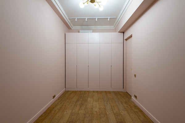Продам двухкомнатную (2-комн.) квартиру, Серафимовича ул, 2, Москва г