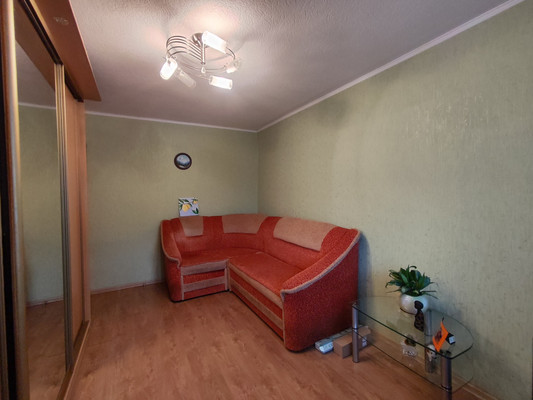 Продам двухкомнатную (2-комн.) квартиру, 1-е Бутырки ул, 40к1, Рязань г
