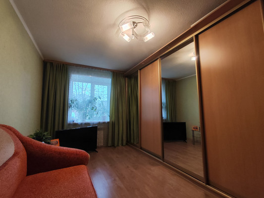 Продам двухкомнатную (2-комн.) квартиру, 1-е Бутырки ул, 40к1, Рязань г