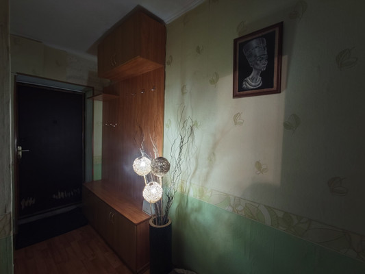 Продам двухкомнатную (2-комн.) квартиру, 1-е Бутырки ул, 40к1, Рязань г