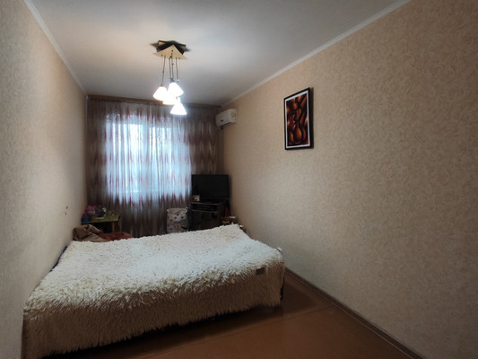 Продам двухкомнатную (2-комн.) квартиру, 1-е Бутырки ул, 40к1, Рязань г