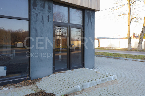 Продам торговое помещение 634 м2, Заречная ул, 1а , Орловка п