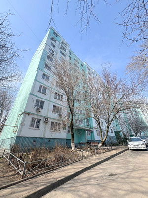 Продам трехкомнатную (3-комн.) квартиру, Таганрогская ул, 124/3, Ростов-на-Дону г