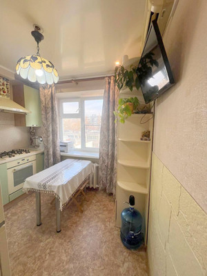 Продам двухкомнатную (2-комн.) квартиру, Таганрогская ул, 120/2, Ростов-на-Дону г