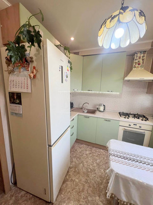 Продам двухкомнатную (2-комн.) квартиру, Таганрогская ул, 120/2, Ростов-на-Дону г