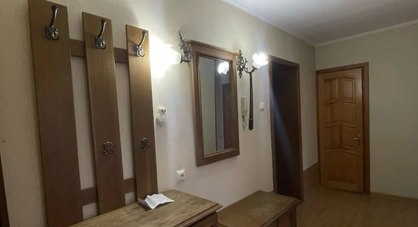 Продам двухкомнатную (2-комн.) квартиру, Кирова ул, 92, Армавир г